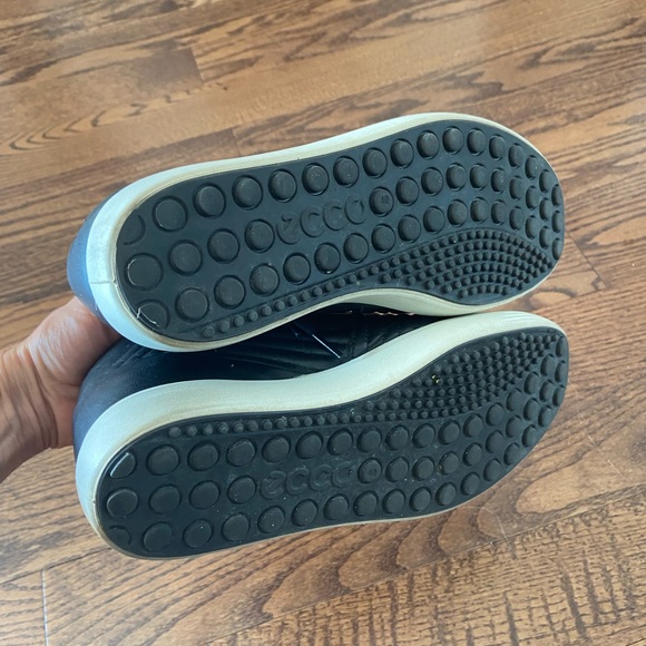 Guc all leather high top ankle sneakers ECCO - Picture 2 of 2